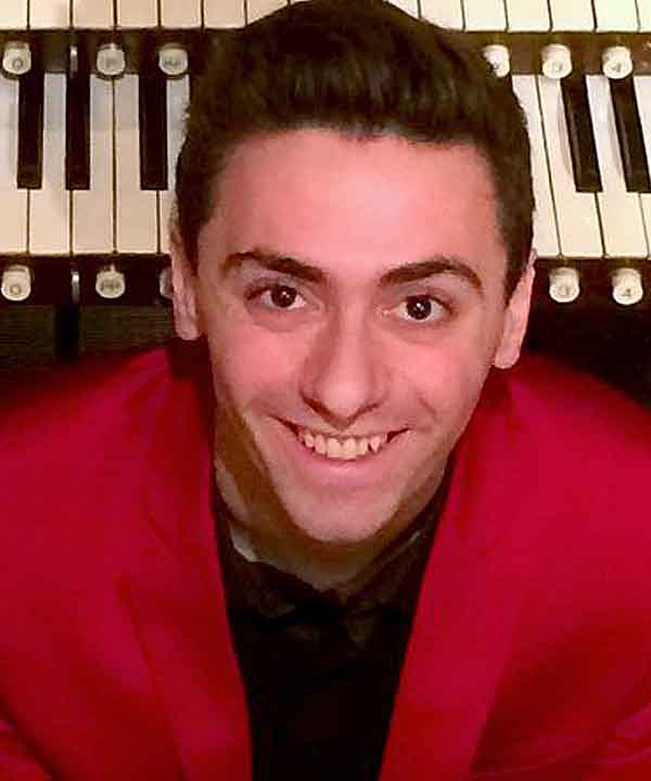 Organist Nathan Avakian